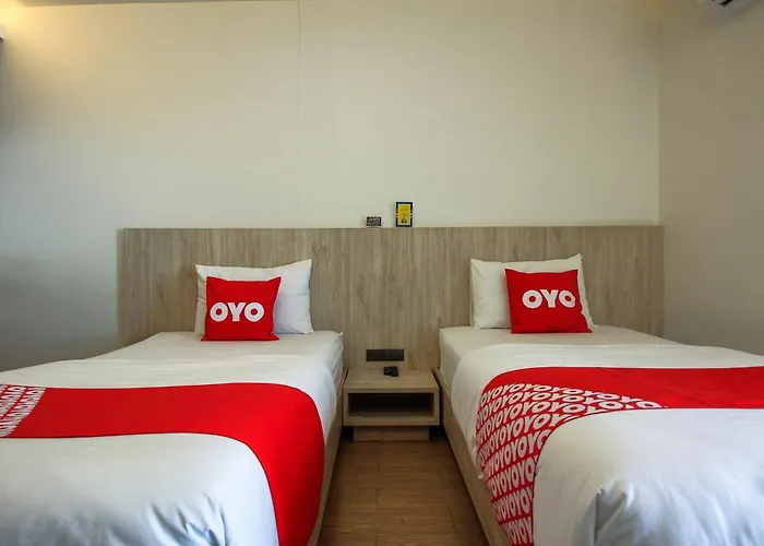 Hotel Day @ Bts Bang Chak 2*