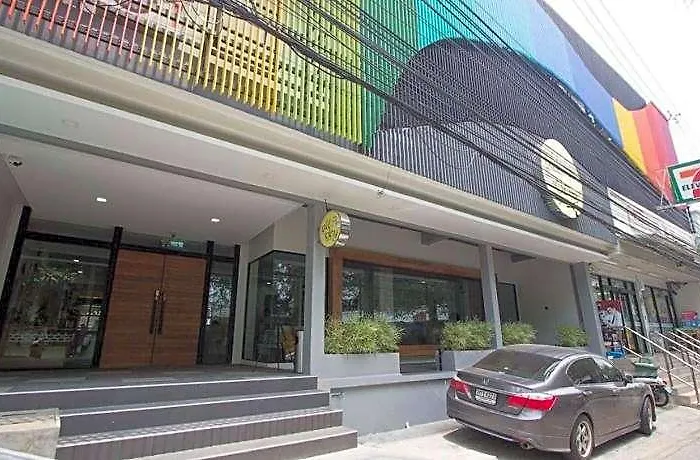 Day @ Bts Bang Chak Hotel